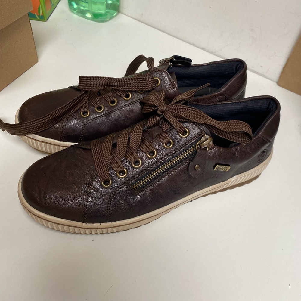 Women’s remonte Brown Leather Casual Shoes